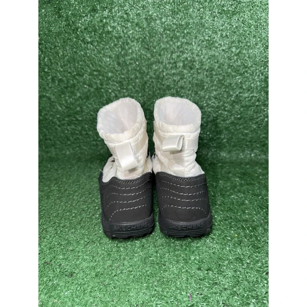 Skechers Women Size 8 Reggae Fest Quilted Puffer Outdoor Hiking Trail Rain Boots